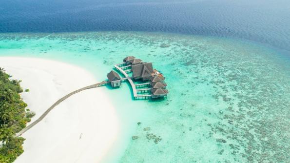 maldives flights